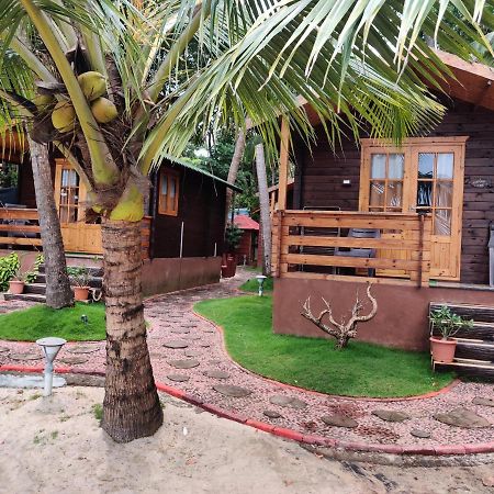 Breezywood Resort มัลวาน ภายนอก รูปภาพ