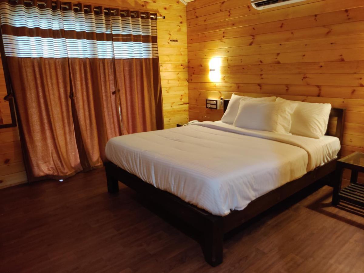 Breezywood Resort มัลวาน ภายนอก รูปภาพ